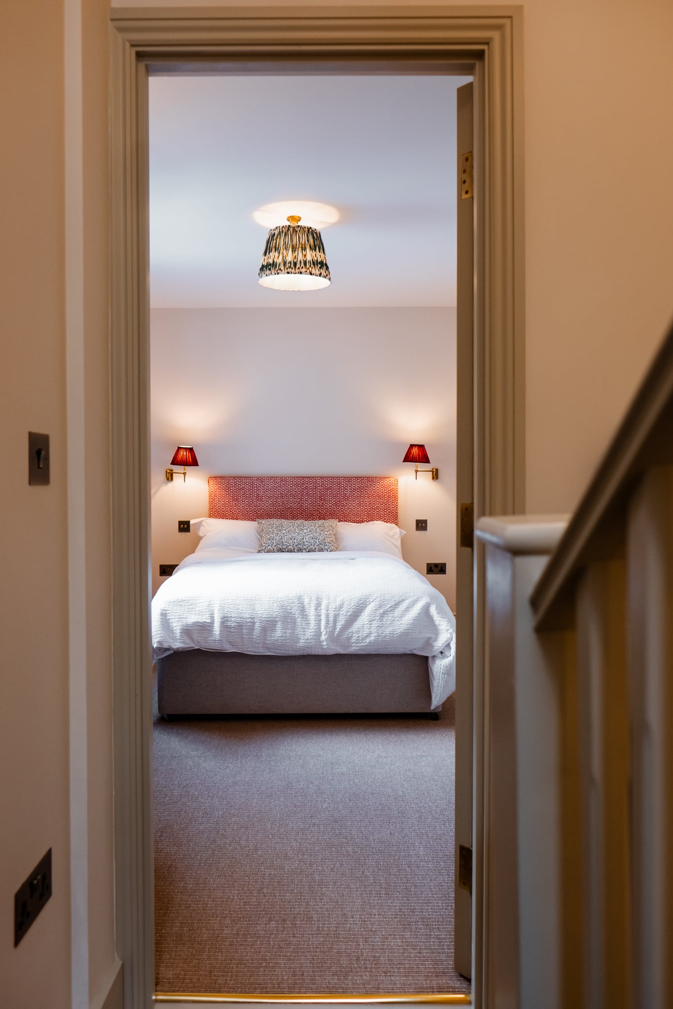 Goldhawk Road - Photo 17